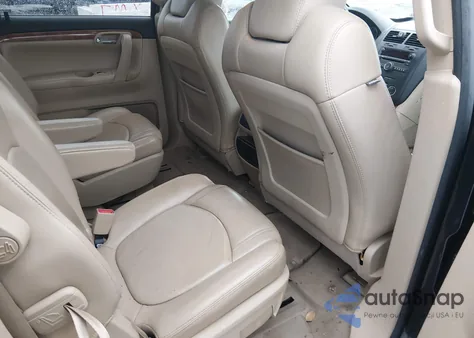 2010 Saturn Outlook Xr-L z USA, uszkodzony, nr VIN 5GZLRVED2AJ127743